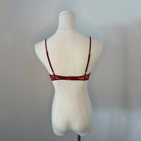 Kiki De Montparnasse Handcuff Demi Bralette Burgundy Women’s Size 34B - Picture 2 of 5